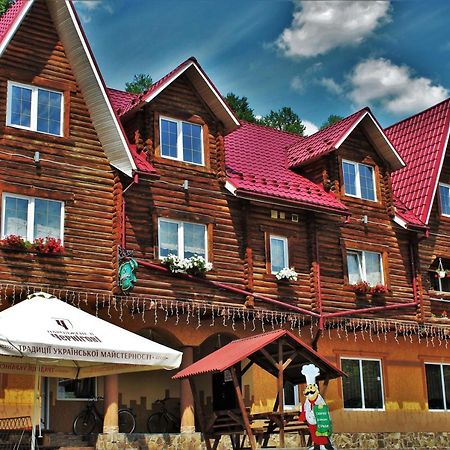 "Lian" Family Hotel & Restaurant Volosyanka  外观 照片