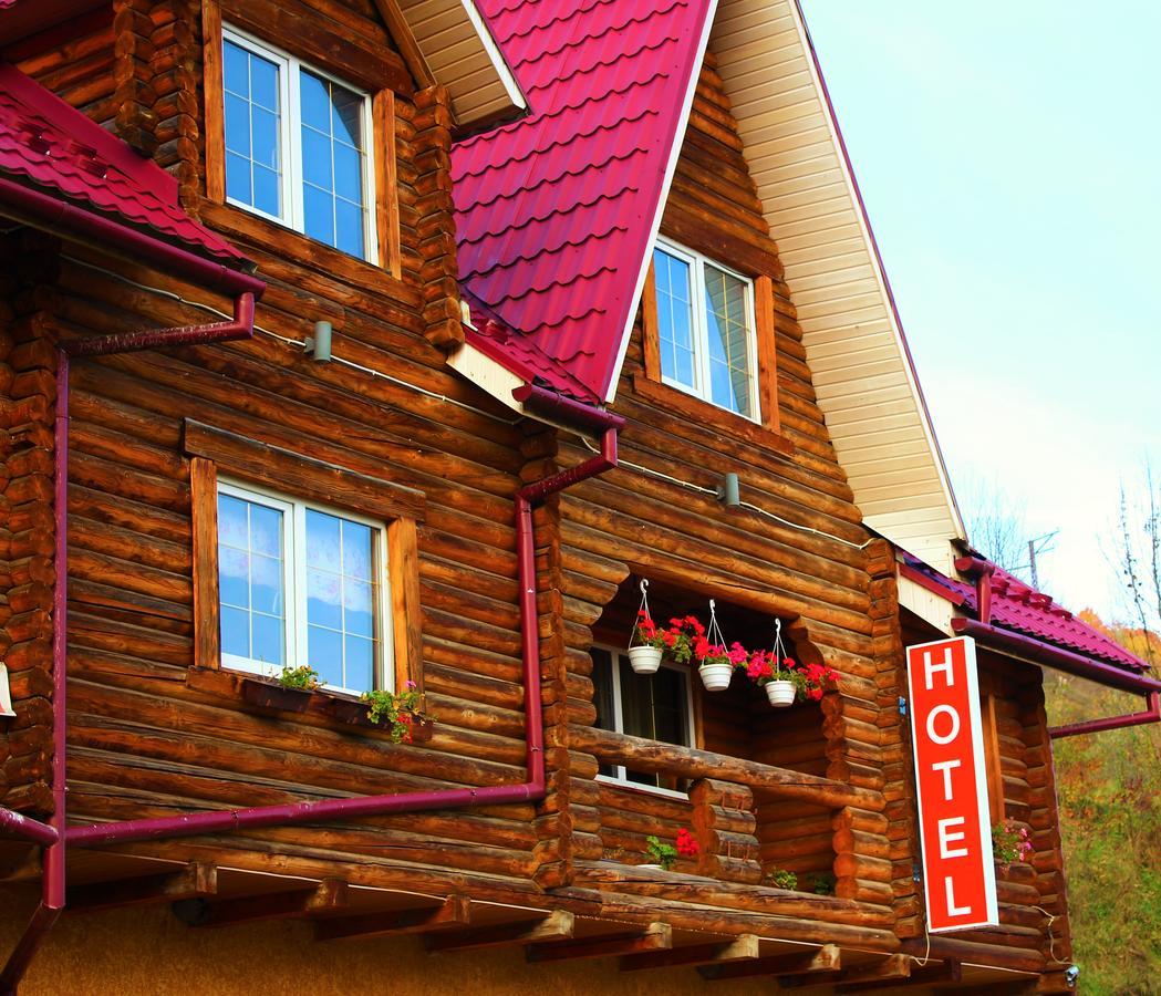 "Lian" Family Hotel & Restaurant Volosyanka  外观 照片
